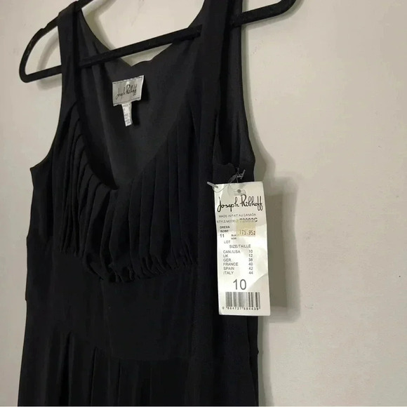 Joseph Ribkoff Little Black Cocktail Pleating Sleeveless Stretch Dress Size 10 - Picture 5 of 8